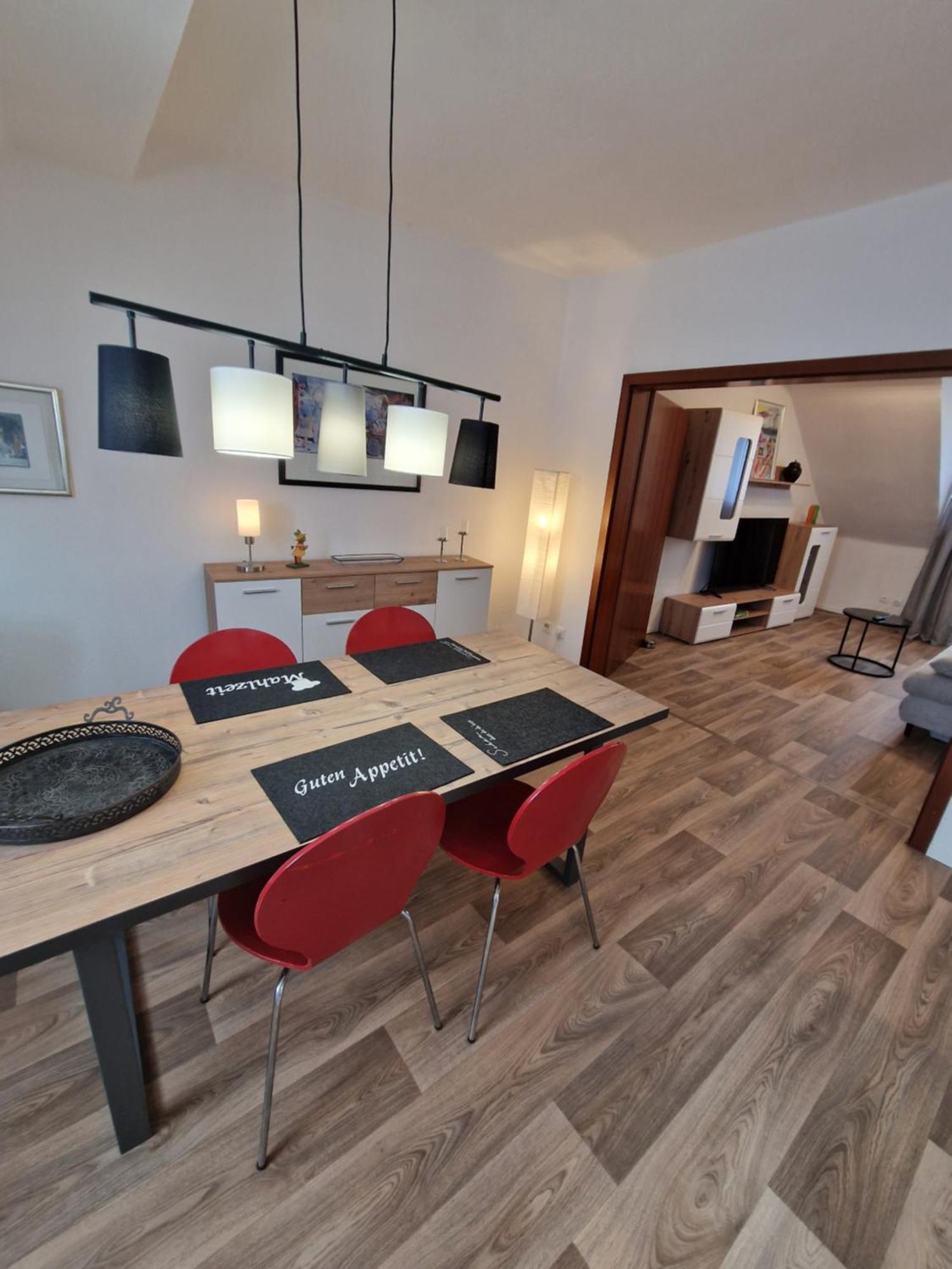 Fewofaubelcentro 42 & 54 & 62 M2 Oberhausen  Cameră foto